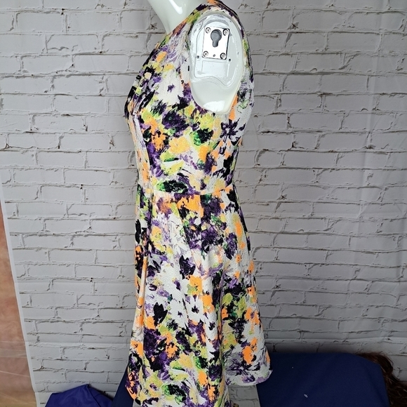 Anthropologie Maeve Pebble Flower Dress - Picture 6 of 13